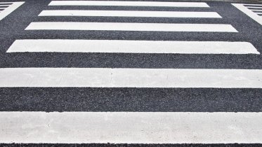 Фото: Новая машина начала наносить разметку на череповецкие дороги