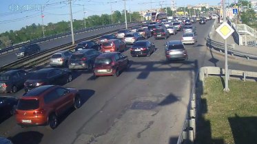 Фото: Проспект Победы вчера «встал» в пробке
