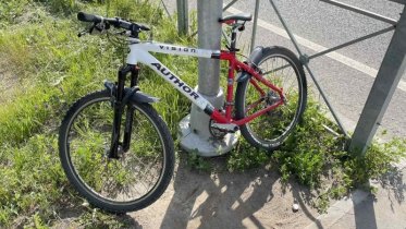 Фото: В Череповце юный велосипедист угодил под колеса иномарки