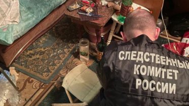 Фото: Череповчанин, зарезав собутыльника, три дня пил с трупом в квартире