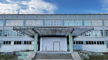 Фото: В череповецких школах ремонтируют входные группы