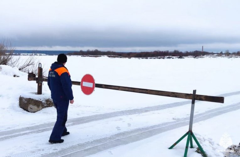 Фото: В Вологодской области закрыли семь ледовых переправ