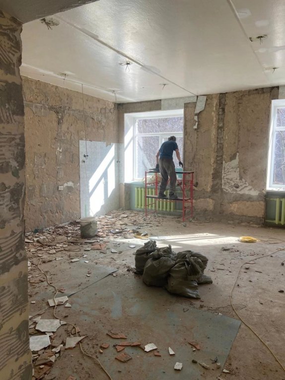 Фото: В Череповце начался капремонт операционного блока родильного дома