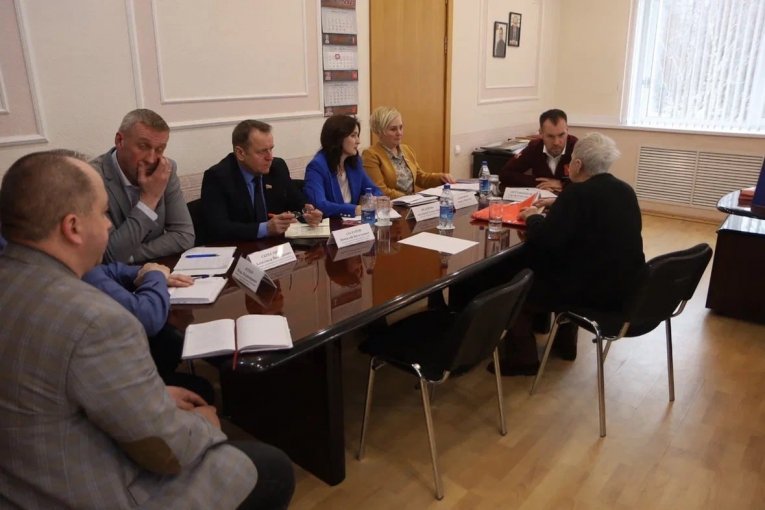 Фото: Вологодские депутаты расширят юридическую поддержку семей военнослужащих СВО