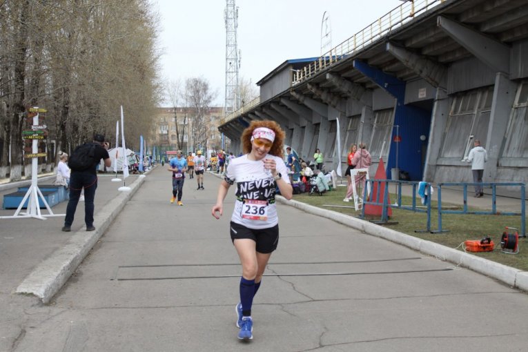 Фото: Ярославский спортсмен выиграл сверхмарафон «Бег счастья» в Череповце