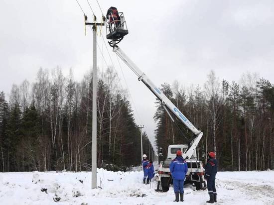 Фото: Энергоснабжение в Вологодской области восстановят к полудню
