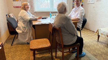 Фото: Врачи Вологодской области оказали помощь жителям Алчевска