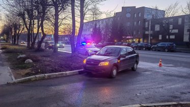 Фото: В Череповце 11-летний велосипедист пострадал в ДТП при заезде автомобиля во двор