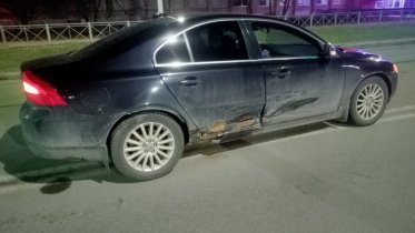 Фото: Два автомобиля столкнулись в Череповце