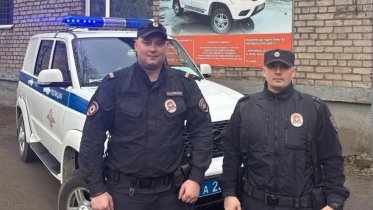 Фото: Череповчанин поблагодарил полицейских за помощь в решении многомесячной проблемы с шумными соседями