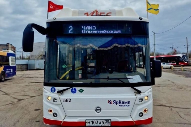 Фото: Череповец встречает 80-летие Победы в праздничном убранстве