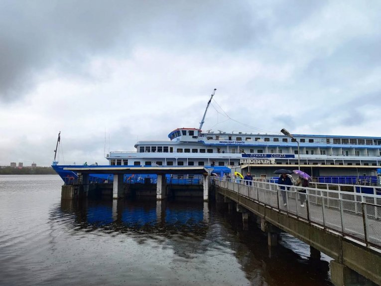 Фото: В Череповце открылся круизный сезон: в порт прибыла «Лунная соната»