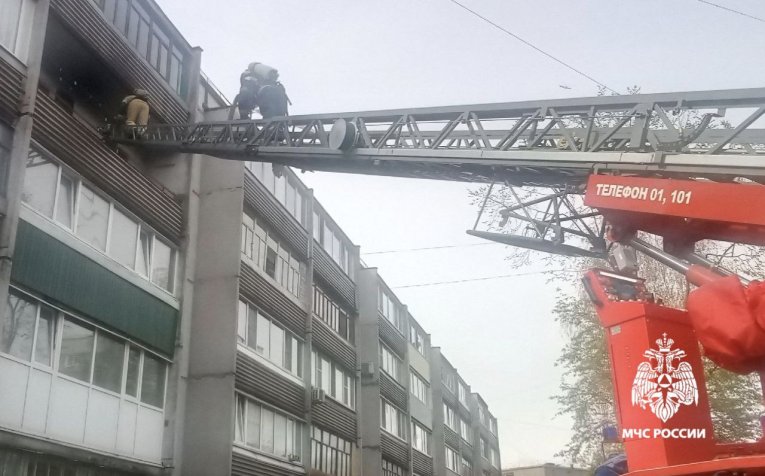 Фото: В Череповце в результате пожара пострадали мать и сын