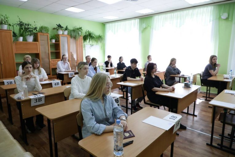 Фото: Вологодские выпускники сдают ЕГЭ и ОГЭ