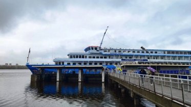 Фото: В Череповце открылся круизный сезон: в порт прибыла «Лунная соната»