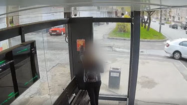 Фото: В Череповце задержана женщина, рекламировавшая наркотики на улицах ради подработки
