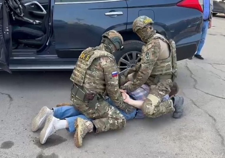 Фото: Череповецкий начальник службы МКУ задержан за получение взятки