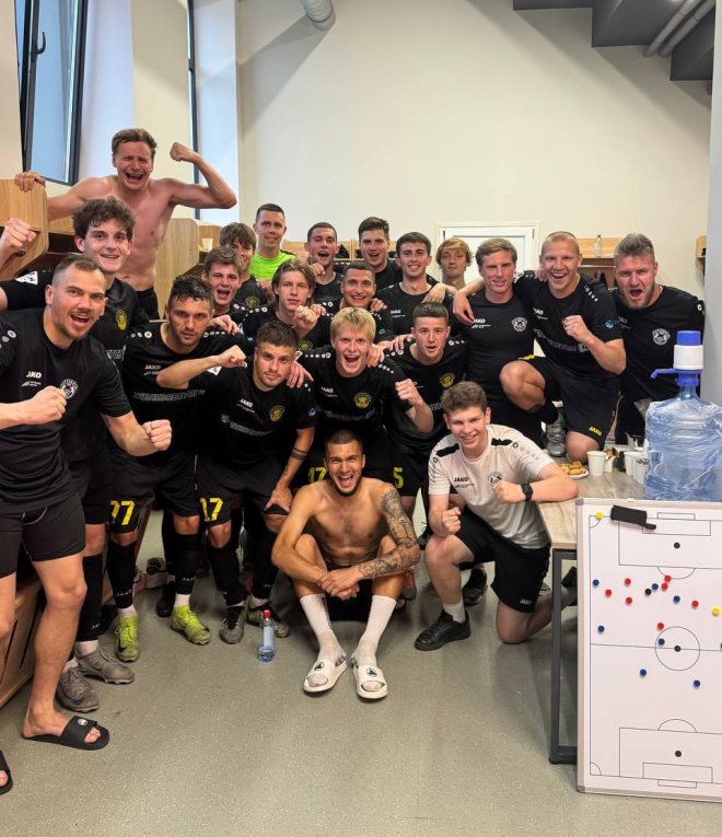 Фото: ФК «Череповец» впервые выигрывает на профессиональном уровне