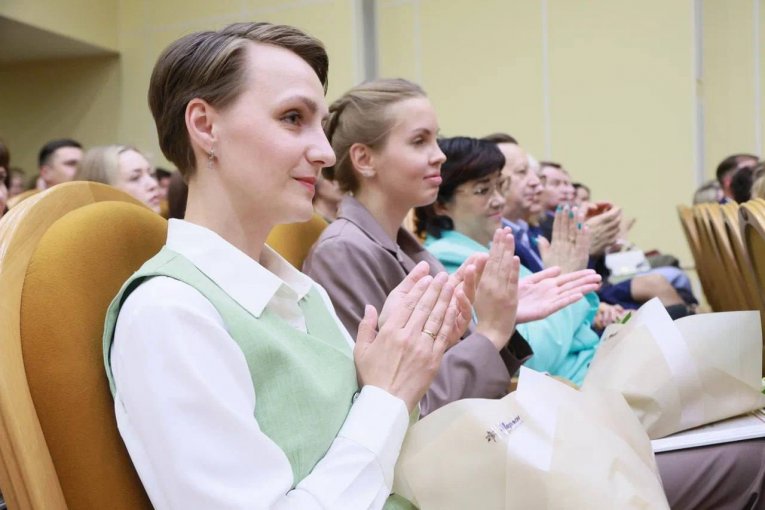 Фото: Георгий Филимонов поздравил медработников с профессиональным праздником