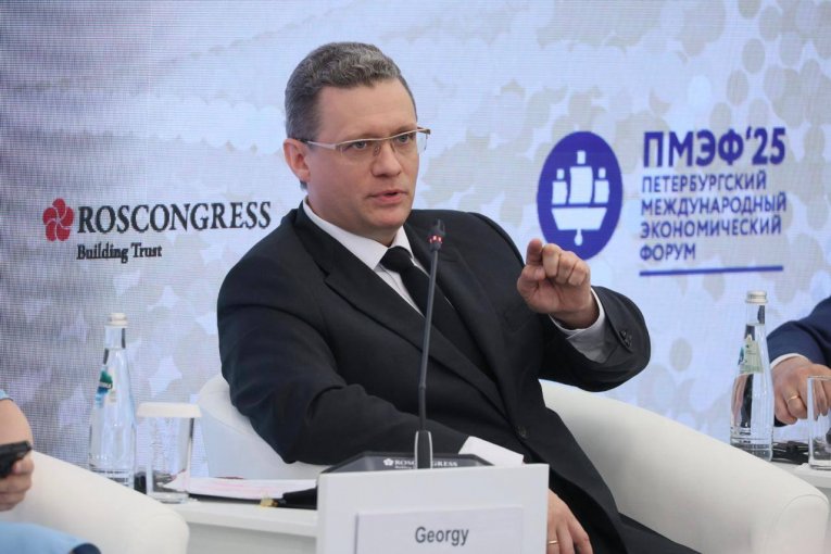 Фото: Губернатор Георгий Филимонов представил на ПМЭФ комплексную демографическую стратегию региона