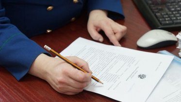 Фото: В Череповце прокуратура начала проверку после гибели двухлетнего ребенка, выпавшего из окна