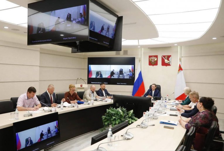 Фото: Георгий Филимонов провел рабочее совещание по благоустройству Череповца