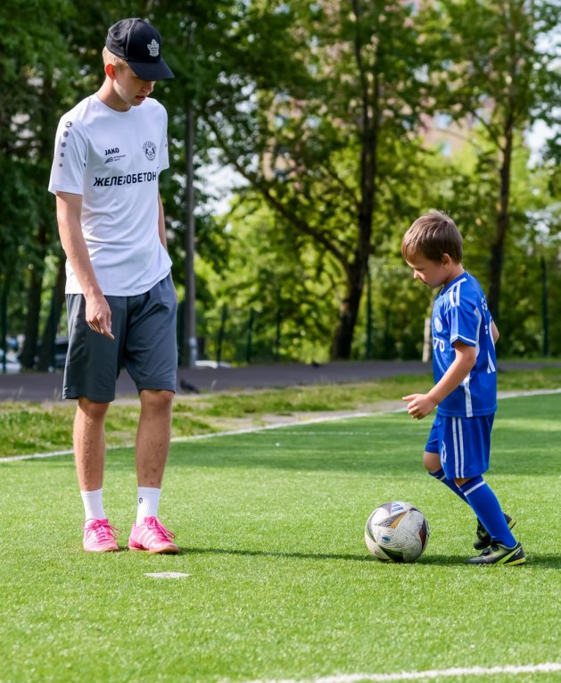 Фото: ФК "Череповец" проводит бесплатные футбольные тренировки для горожан