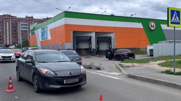 Фото: В Череповце иномарка сбила подростка