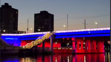 Фото: Ягорбский мост в Череповце засиял новой подсветкой