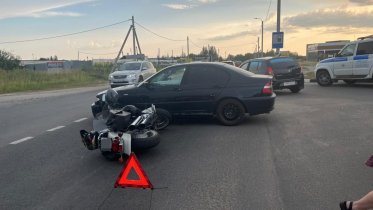 Фото: Мотоциклист пострадал в ДТП на Рыбинской улице в Череповце