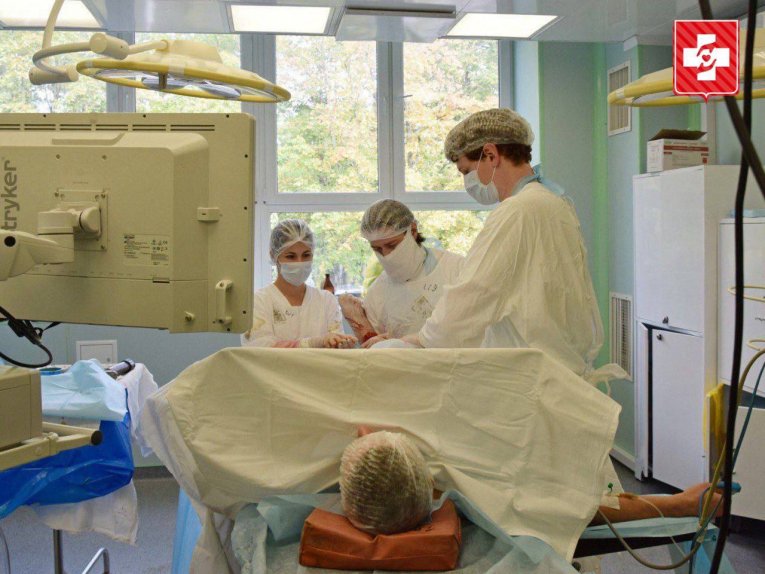 Фото: Врачи Вологодской областной больницы №2 спасли ногу бойцу СВО