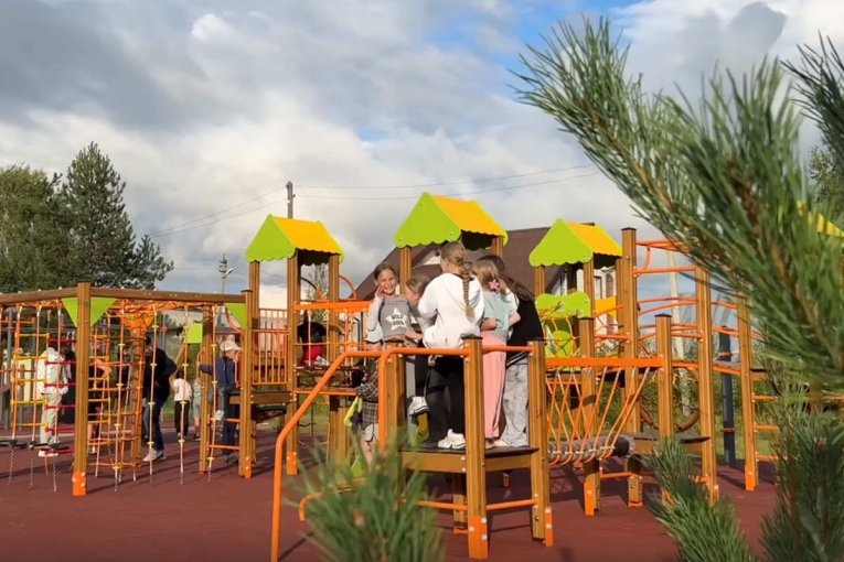 Фото: В Вологодской области появилось более 100 современных детских и спортивных площадок