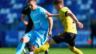 Фото: «Череповец» уступил «Зениту-2»