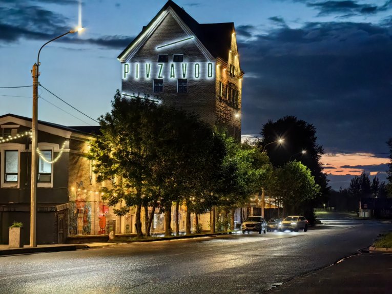 Фото: Череповецкий «Пивзавод» превратился в арт-пространство «Завод»