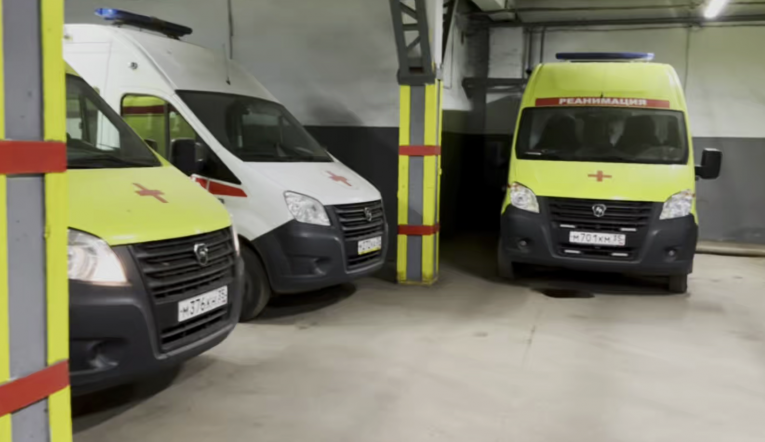 Фото: Семь молодых специалистов пополнили штат станции скорой помощи Череповца