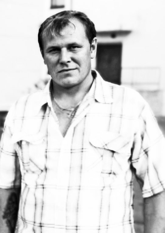 Фото: Земляки простились с Романовым Владимиром Алексеевичем, павшим смертью храбрых в ходе специальной военной операции