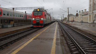 Фото: Туристы пожаловались на состояние железнодорожных перронов в Череповце