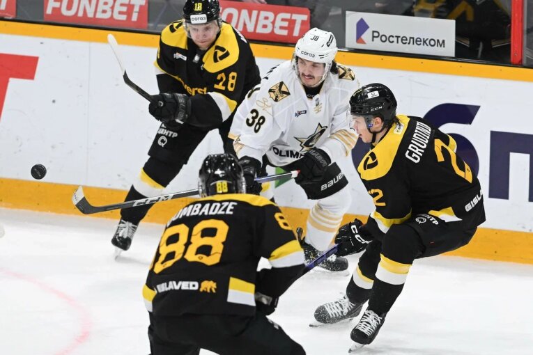 Фото: «Северсталь» в овертайме одержала четвертую победу подряд, обыграв «Адмирала»