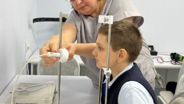 Фото: Череповецкая детская поликлиника оснастила ортоптический кабинет современными лазерными аппаратами