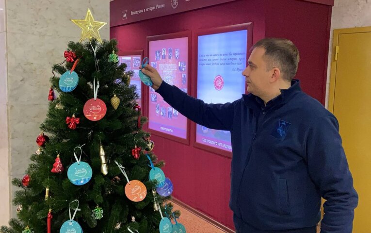 Фото: 16 летняя череповчанка получит подарок от министра здравоохранения в рамках благотворительной акции