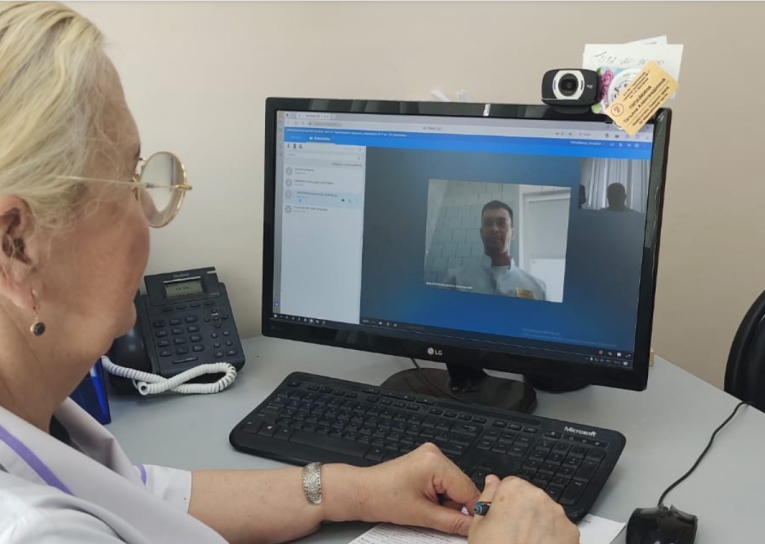 Фото: В 2025 году врачи Череповецкой поликлиники №7 провели 167 телемедицинских консультаций