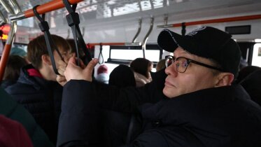 Фото: Георгий Филимонов проверил качество ремонта улицы Мира и работу общественного транспорта в Череповце