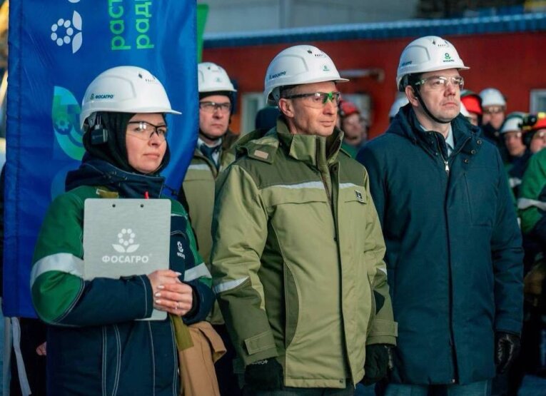 Фото: «ФосАгро» в Череповце выпустила 25-миллионную тонну карбамида в юбилейный год
