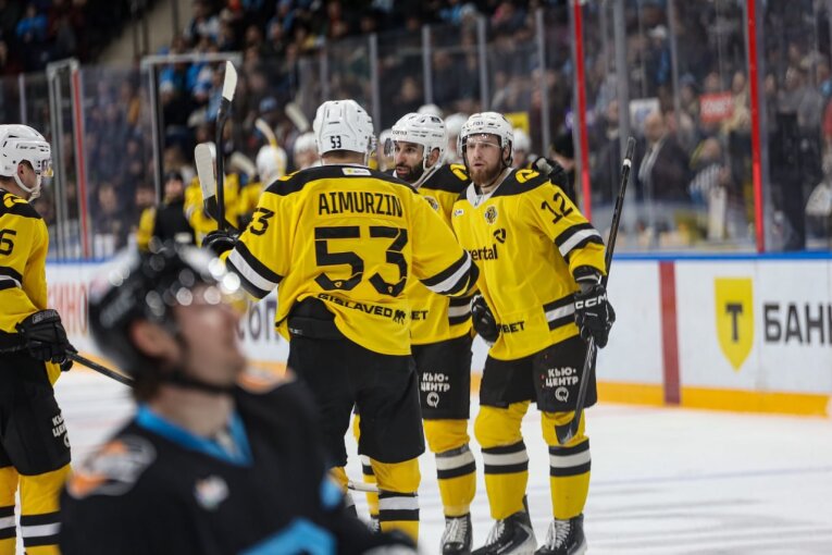 Фото: «Северсталь» в овертайме одержала волевую победу над «Барысом»