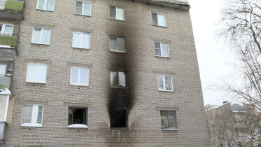 Фото: В Череповце выясняют причины пожара, в котором погиб 90 летний мужчина
