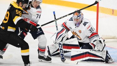 Фото: «Северсталь» в овертайме одержала волевую победу над «Металлургом» в металлургическом дерби