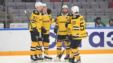 Фото: «Северсталь» впервые в сезоне одержала победу над СКА