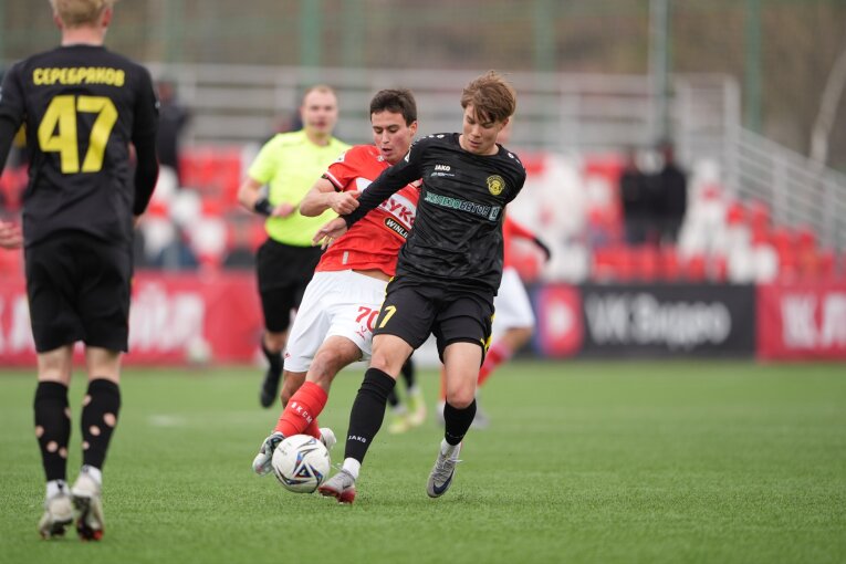 Фото: ФК «Череповец» обыграл дубль московского «Спартака»