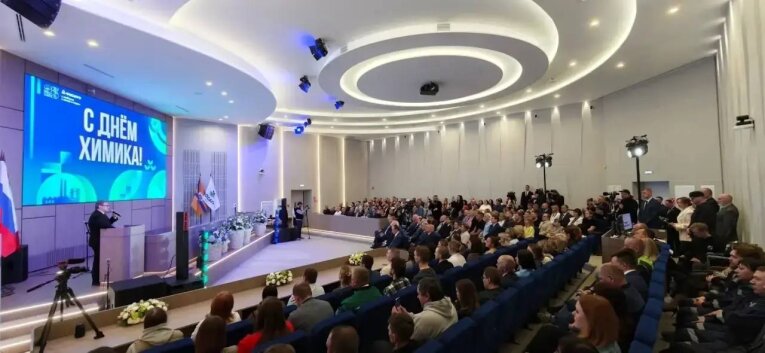 Фото: Юбилей «ФосАгро»: губернатор Вологодской области отметил вклад компании в развитие региона