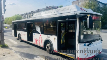 Фото: В Череповце начали проверку после падения подростка в автобусе